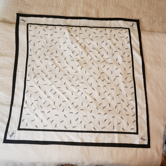 Yves Saint Laurent Black and White Monogram Scarf 30 x 30 - Picture 2 of 7